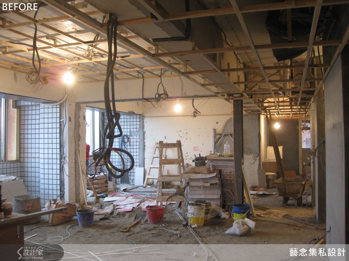 圖為規劃前的客餐廳,從天花板的管線結構到地面的建材裝修皆需要精細的工程。 圖為規劃前的客餐廳,從天花板的管線結構到地面的建材裝修皆需要精細的工程。