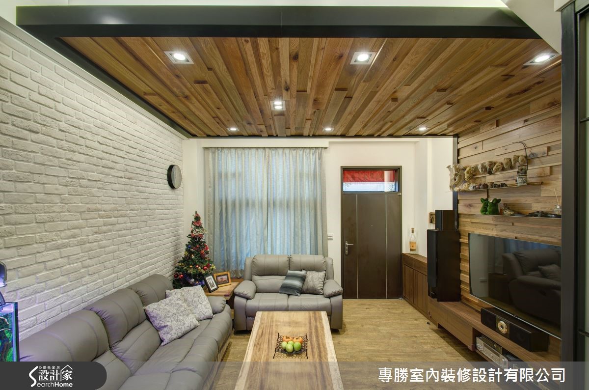 設計師賴昱銘以屋主職業背景為空間的靈感發想,訂做出獨一無二的居家空間。 設計師賴昱銘以屋主職業背景為空間的靈感發想,訂做出獨一無二的居家空間。