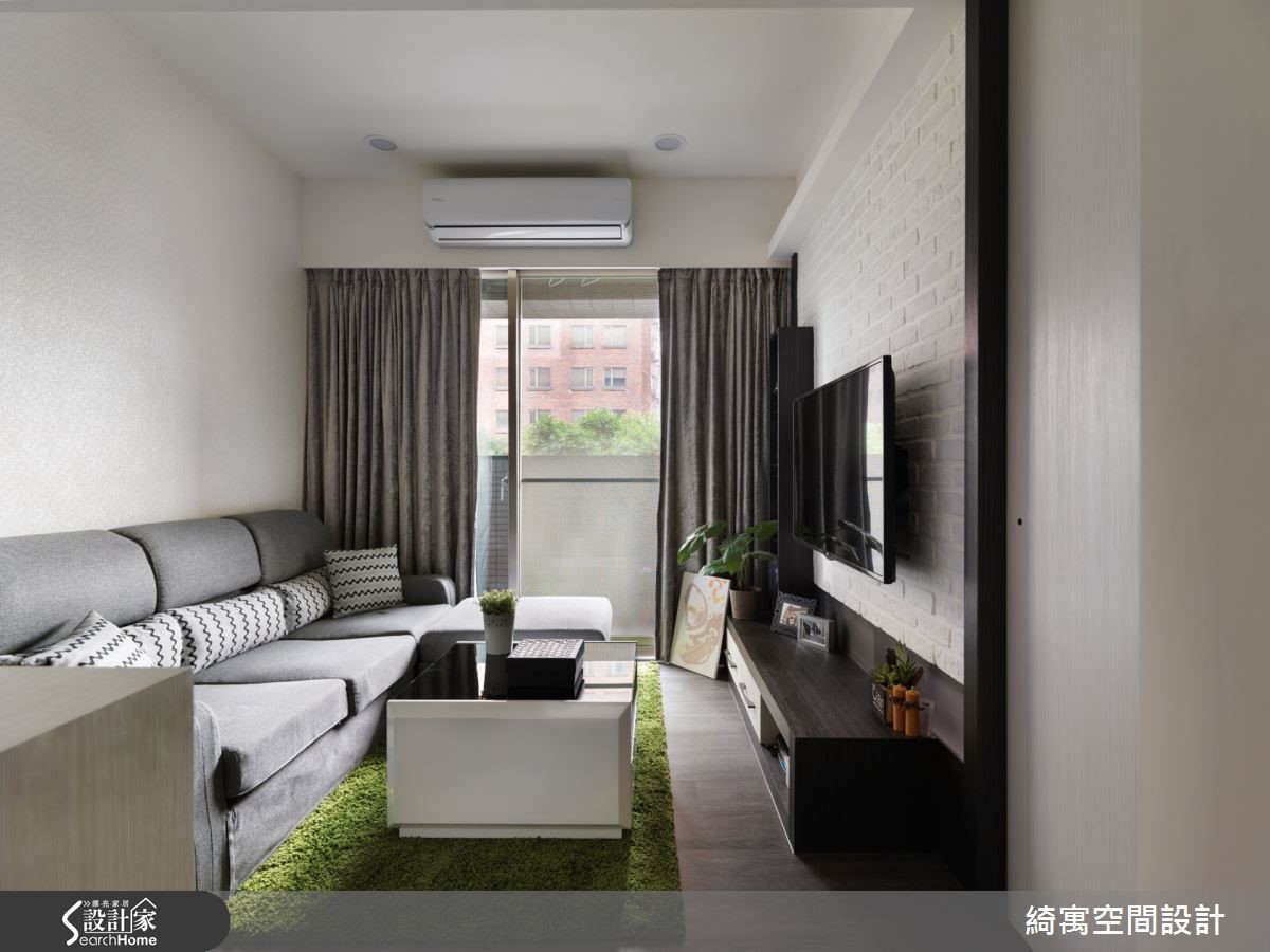 由於屋案本身的座向是坐西朝東,因此改善採光與通風條件後,整個屋子內部的環境舒適度也大幅提升! 由於屋案本身的座向是坐西朝東,因此改善採光與通風條件後,整個屋子內部的環境舒適度也大幅提升!