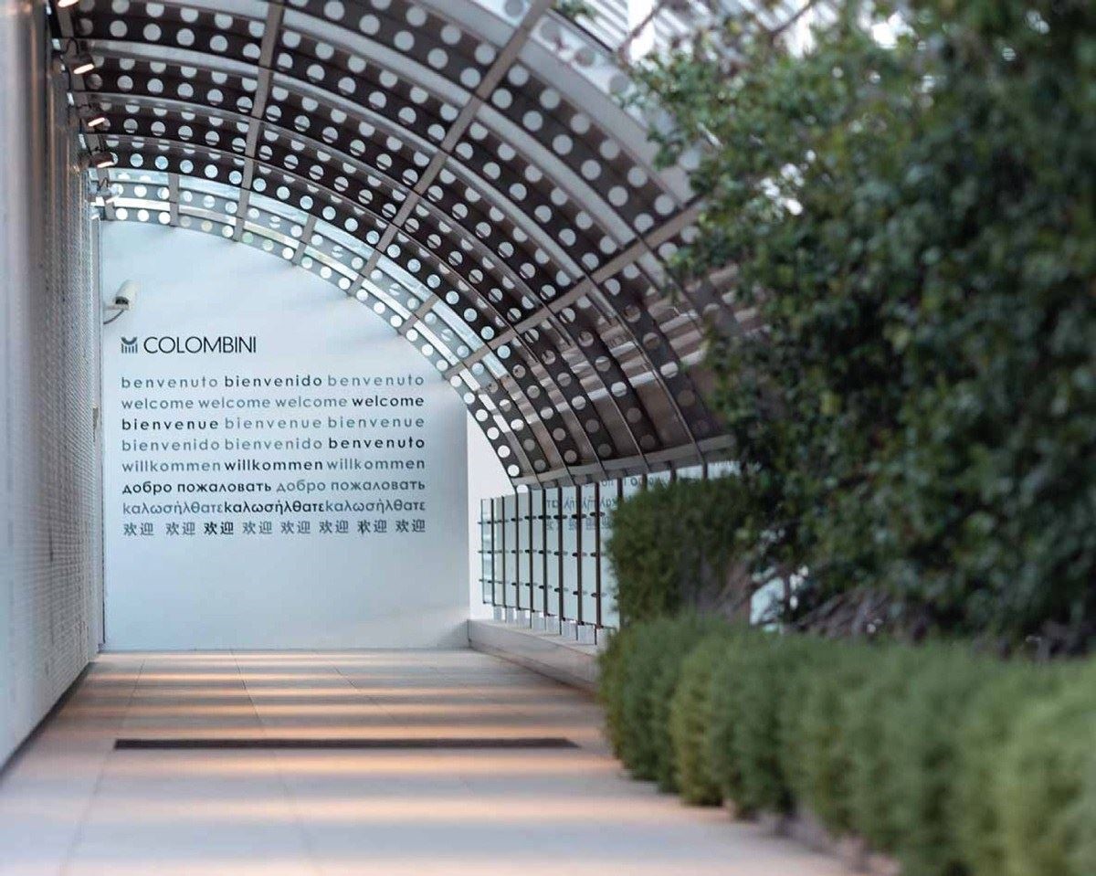 Colombini CASA 位於聖馬利諾( San Marino )總部擁有四座主要工廠,從三年前( 2012 )開始每年舉辦 Top Partner Meeting 活動,邀請全球合作夥伴前往參訪,深入了解 Colombini CASA 的產品與企業文化。 Colombini CASA 位於聖馬利諾( San Marino )總部擁有四座主要工廠,從三年前( 2012 )開始每年舉辦 Top Partner Meeting 活動,邀請全球合作夥伴前往參訪,深入了解 Colombini CASA 的產品與企業文化。