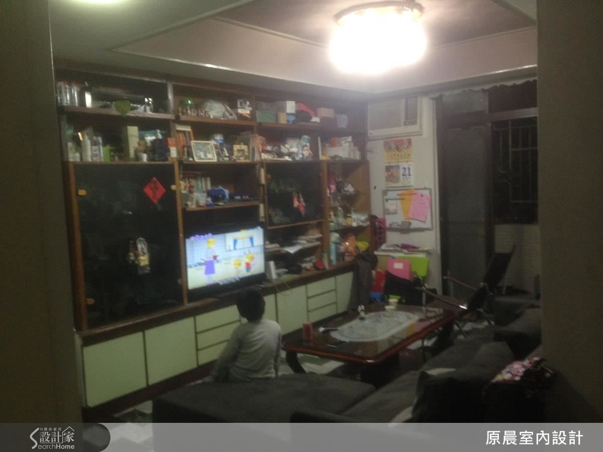 對照原本照片,客廳的縱深不足,就容易顯得陰暗、充滿壓迫感。 對照原本照片,客廳的縱深不足,就容易顯得陰暗、充滿壓迫感。