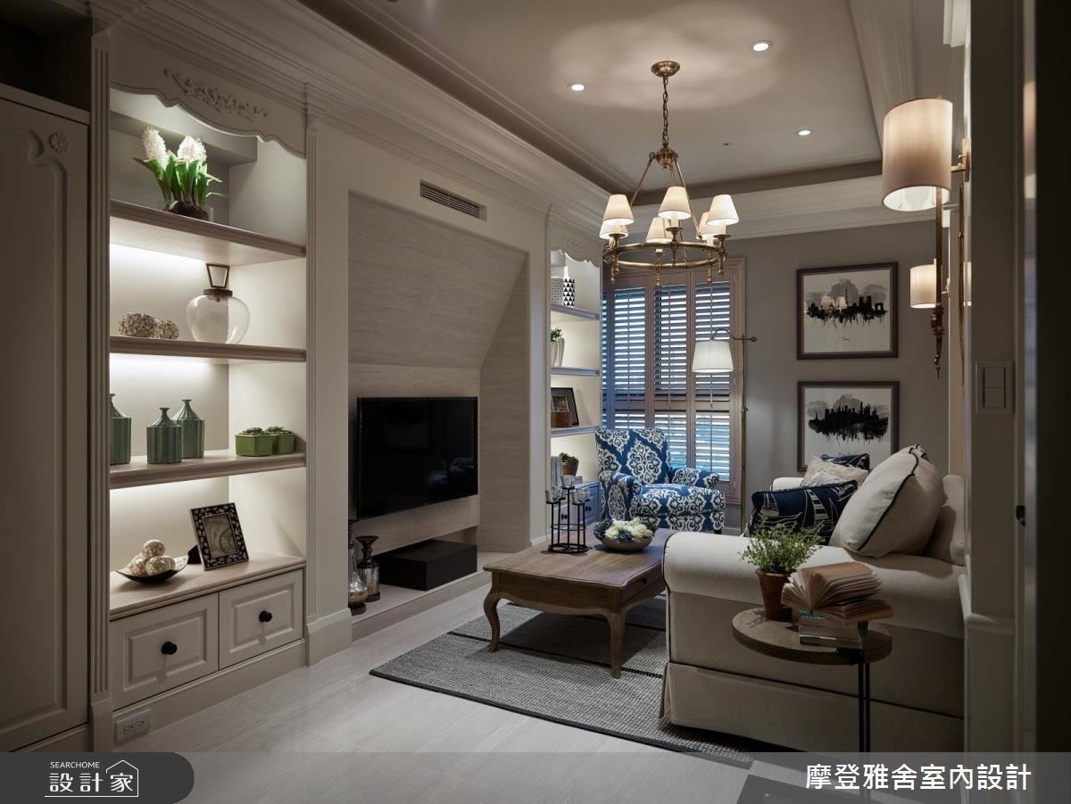 電視牆以洞石質感材質,搭配造型斜面設計,展現現代人文質感。 電視牆以洞石質感材質,搭配造型斜面設計,展現現代人文質感。