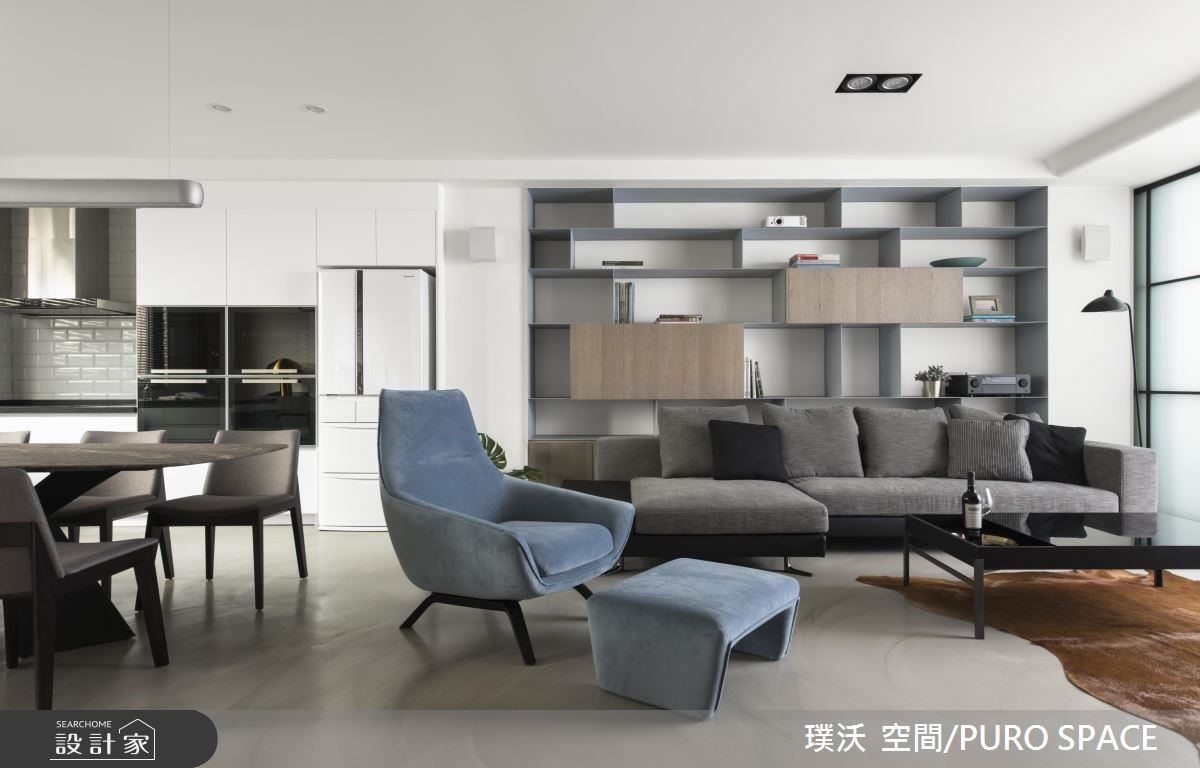 沙發背牆以開放鐵件展示牆面,展現豪放男性氣息。 沙發背牆以開放鐵件展示牆面,展現豪放男性氣息。